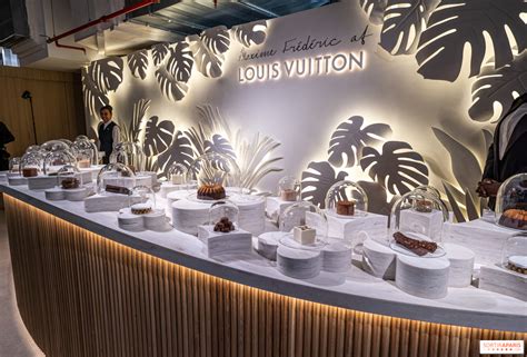 louis vuitton cafe paris